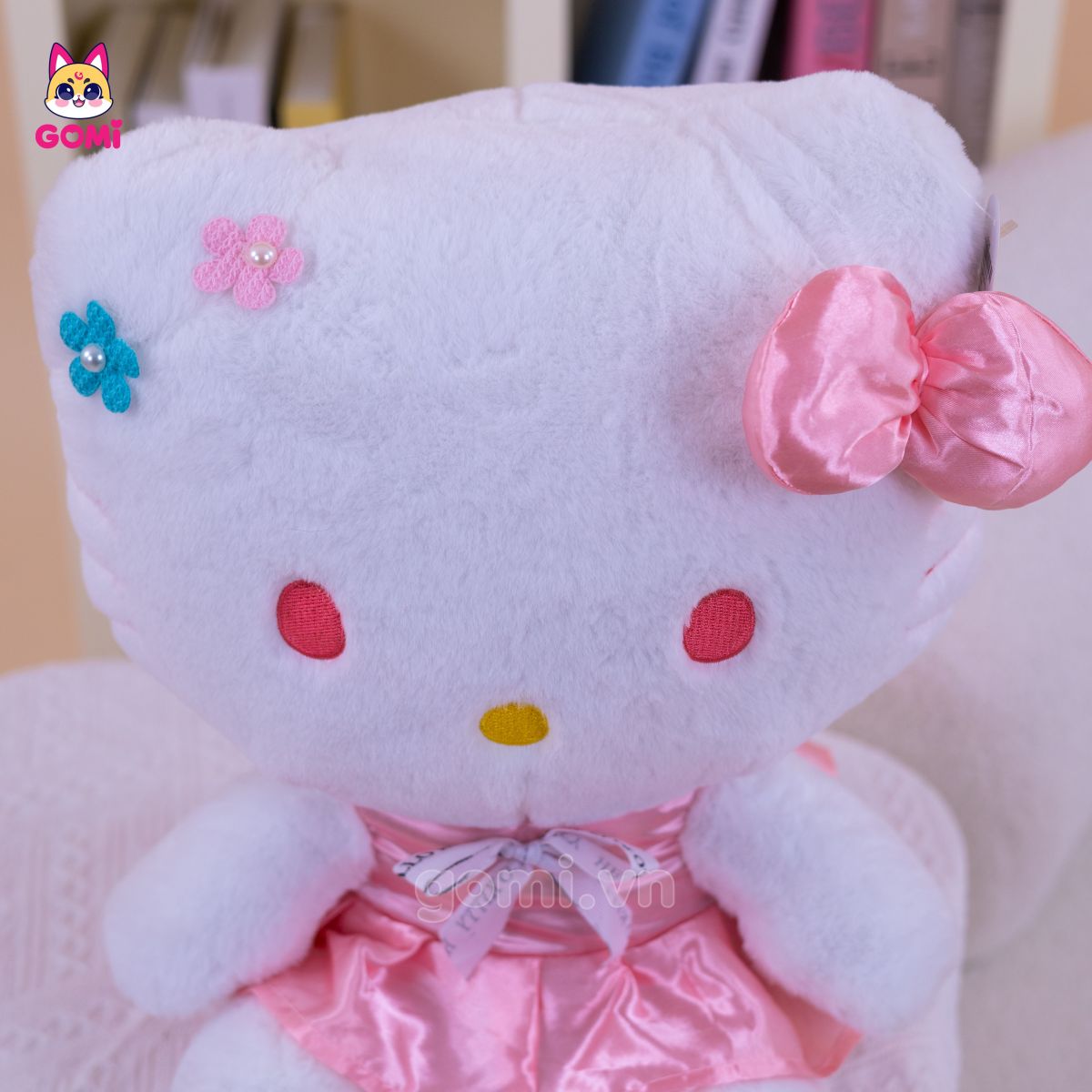 Gấu Bông Kitty Váy Nơ Hồng