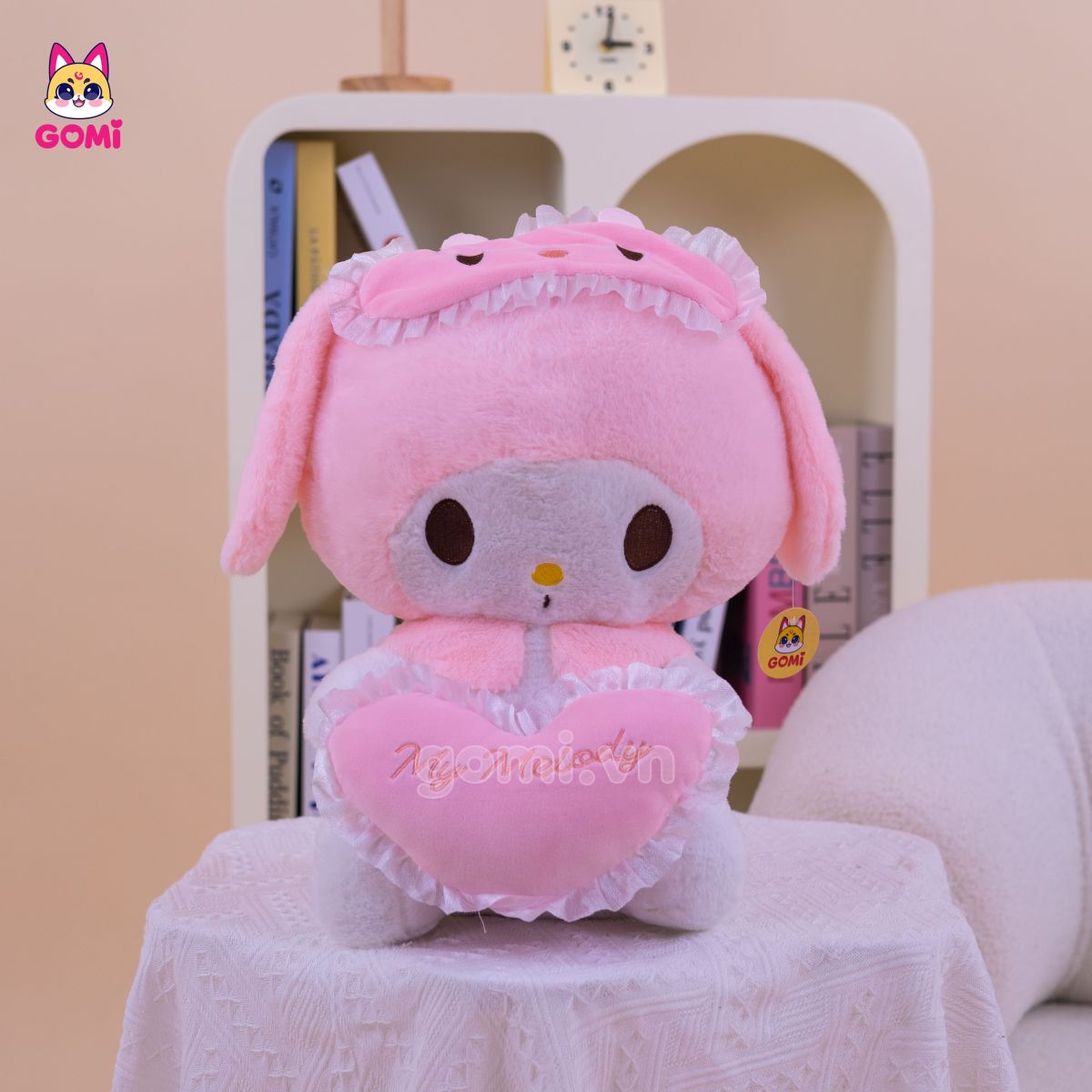 Gấu Bông Melody Ôm Tim Hồng
