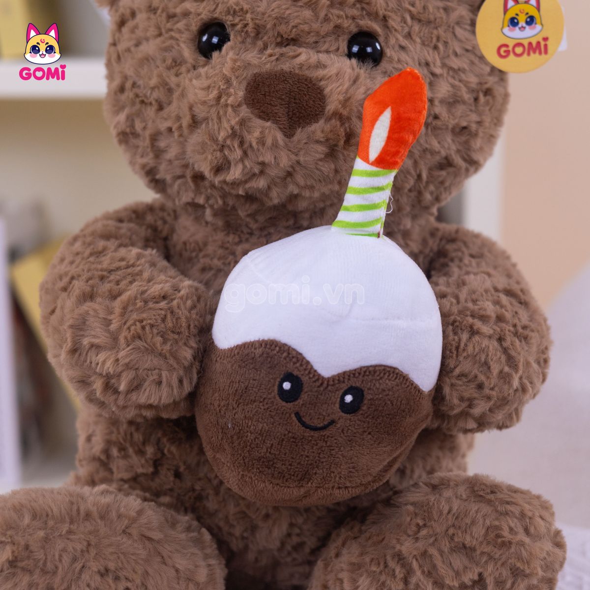 Gấu Bông Teddy Ôm Bánh Kem