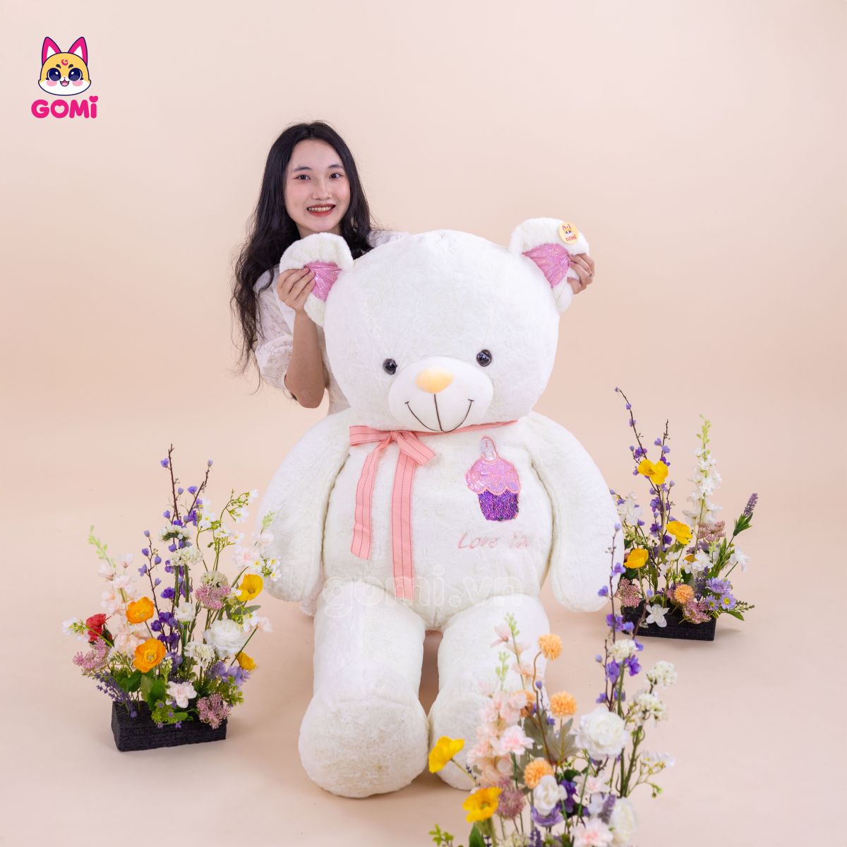 Gấu Bông Teddy Ngực Bánh Kem