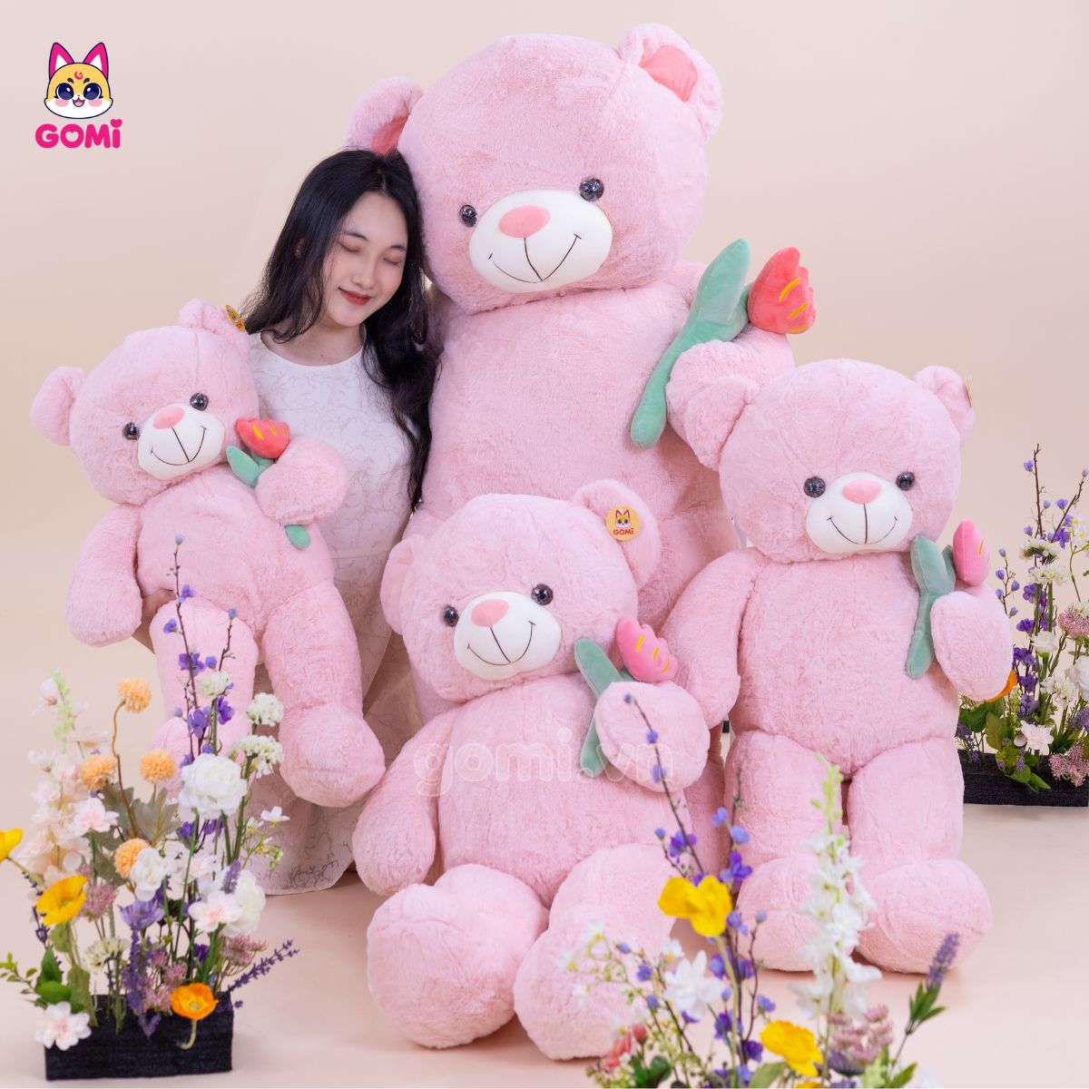 Gấu Bông Teddy Nơ Cầm Hoa