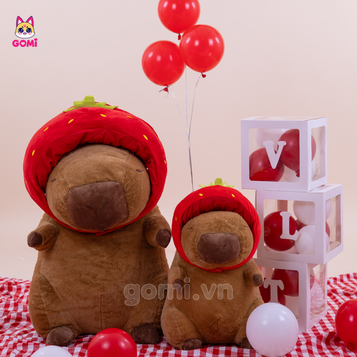 Gấu Bông Capybara Đội Mũ Dâu