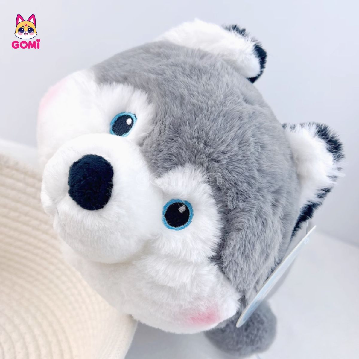 Gấu Bông Chó Husky Xám Nằm
