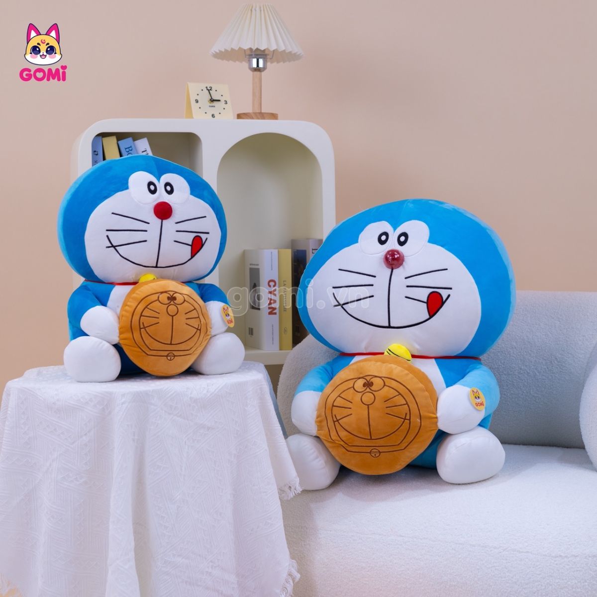Gấu Bông Doraemon Ôm Bánh