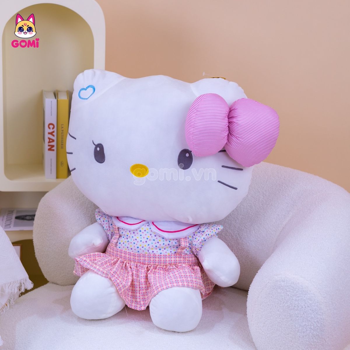 Gấu Bông Kitty Váy Kẻ Hồng