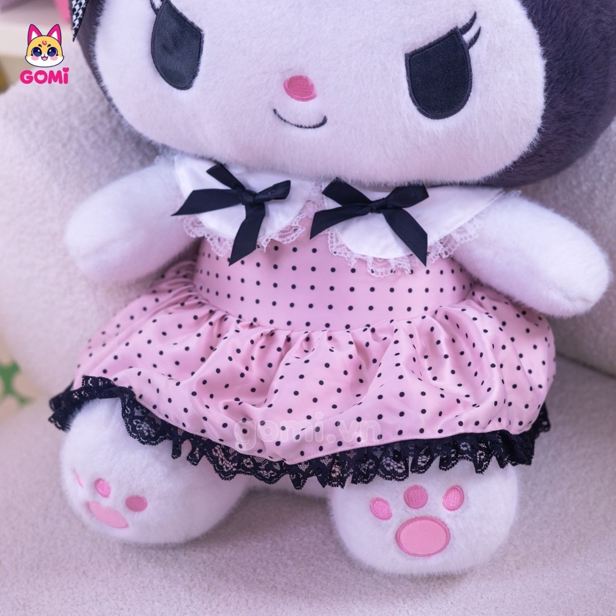 Gấu Bông Kuromi Váy Hồng Chấm Bi