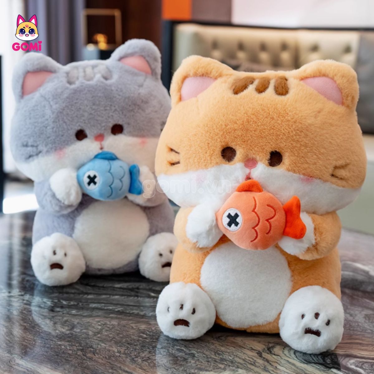 Gấu Bông Mèo Ôm Cá