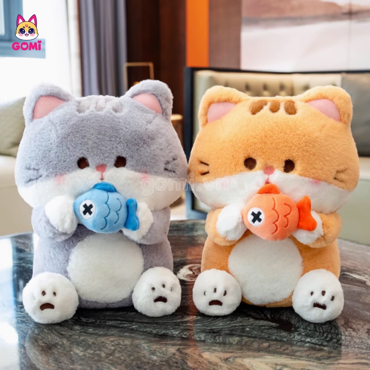 Gấu Bông Mèo Ôm Cá