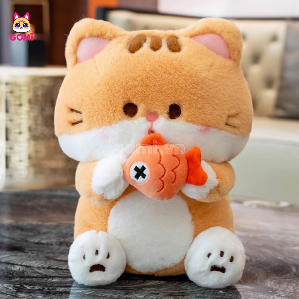 Gấu Bông Mèo Ôm Cá