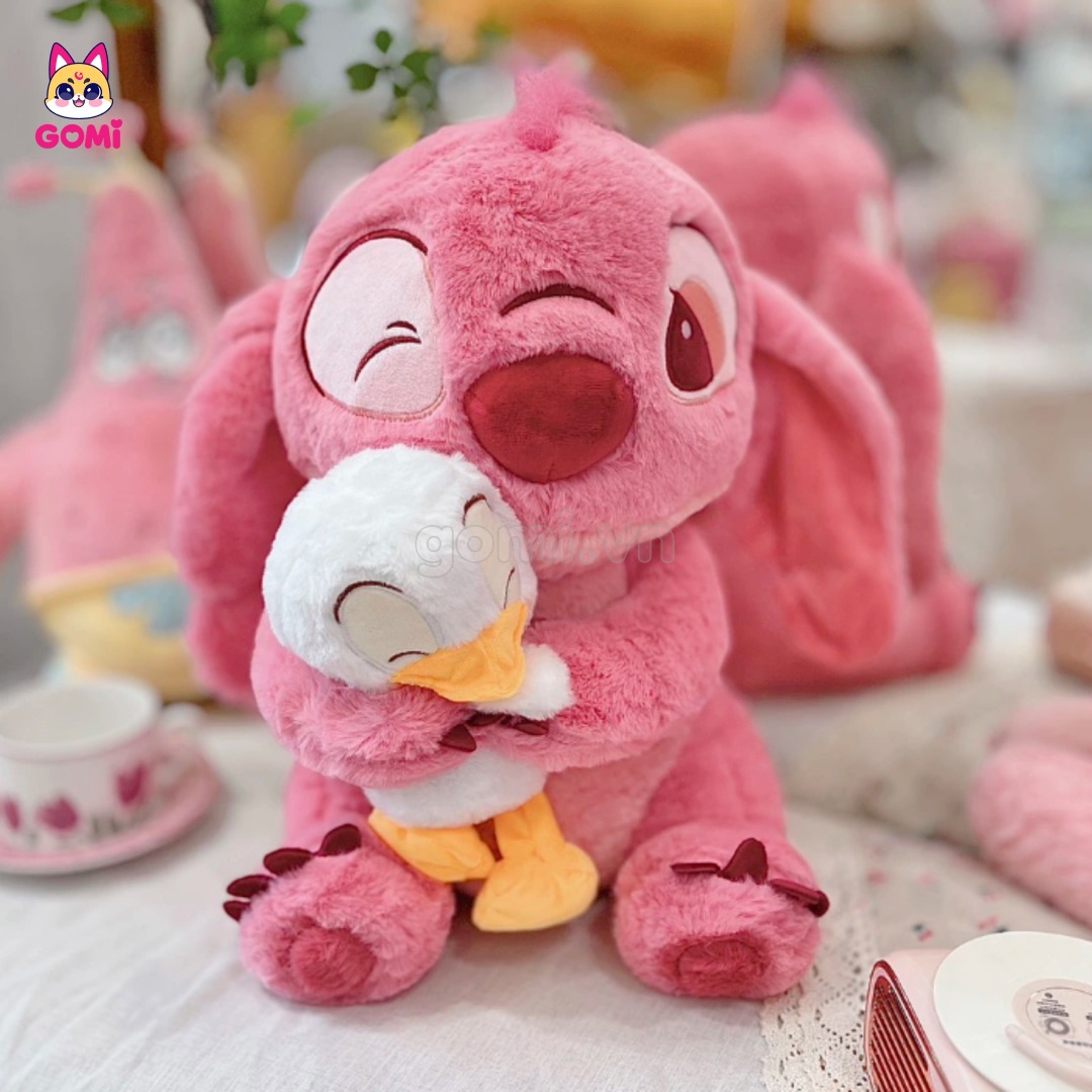 Gấu Bông Stitch Ôm Vịt