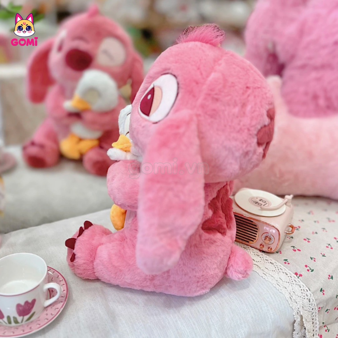Gấu Bông Stitch Ôm Vịt