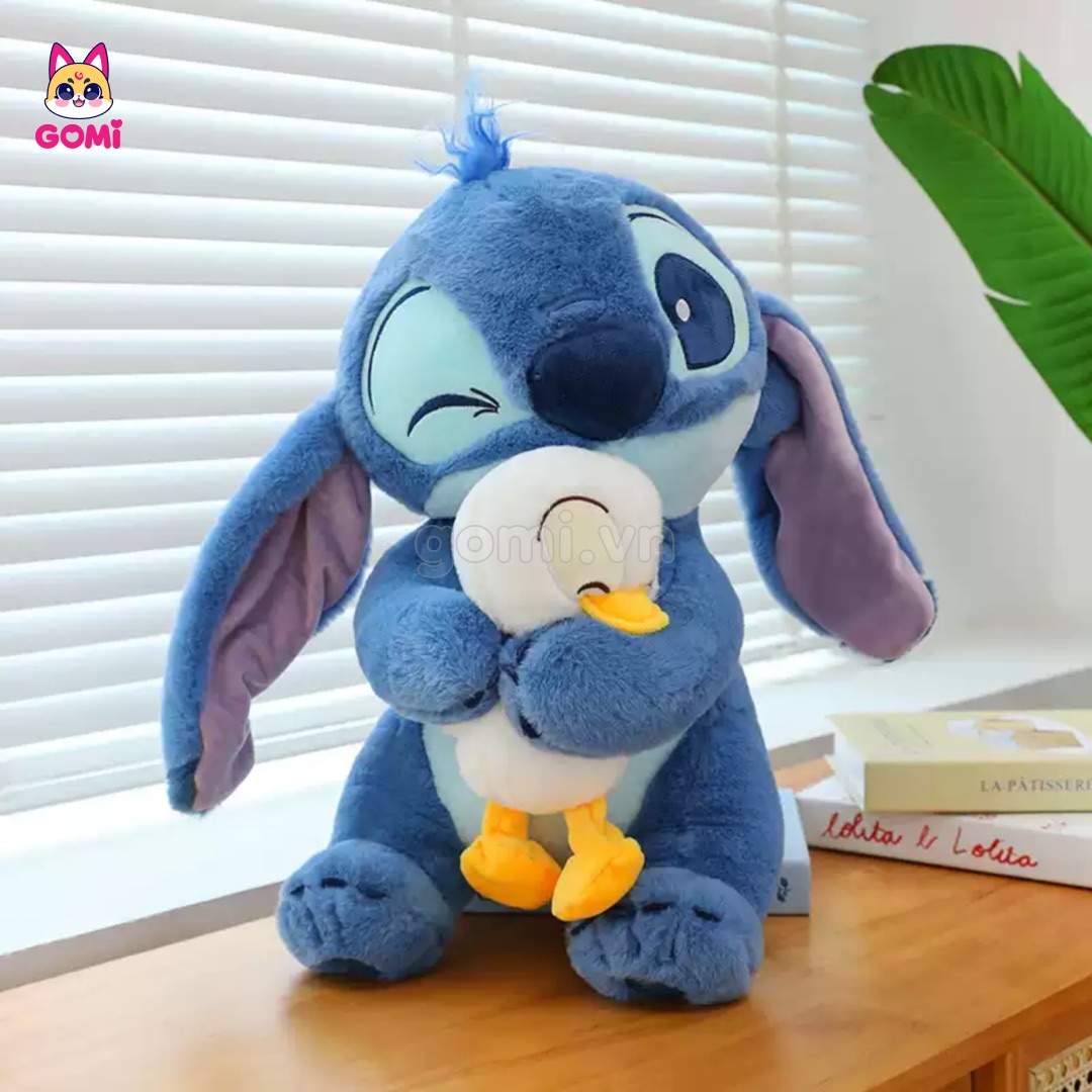 Gấu Bông Stitch Ôm Vịt