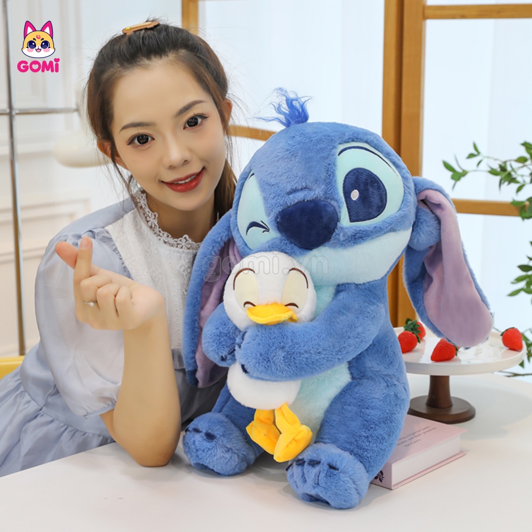 Gấu Bông Stitch Ôm Vịt
