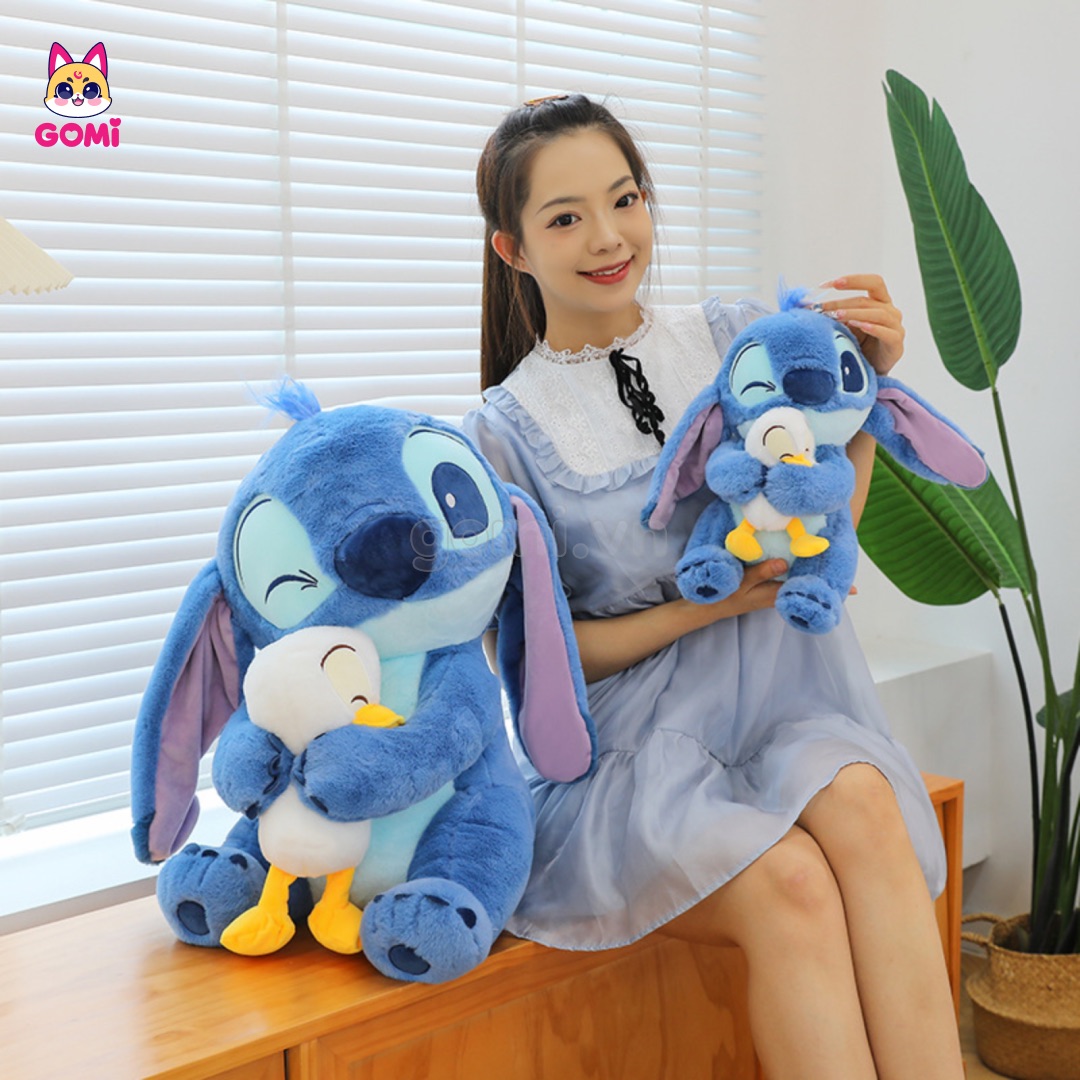 Gấu Bông Stitch Ôm Vịt