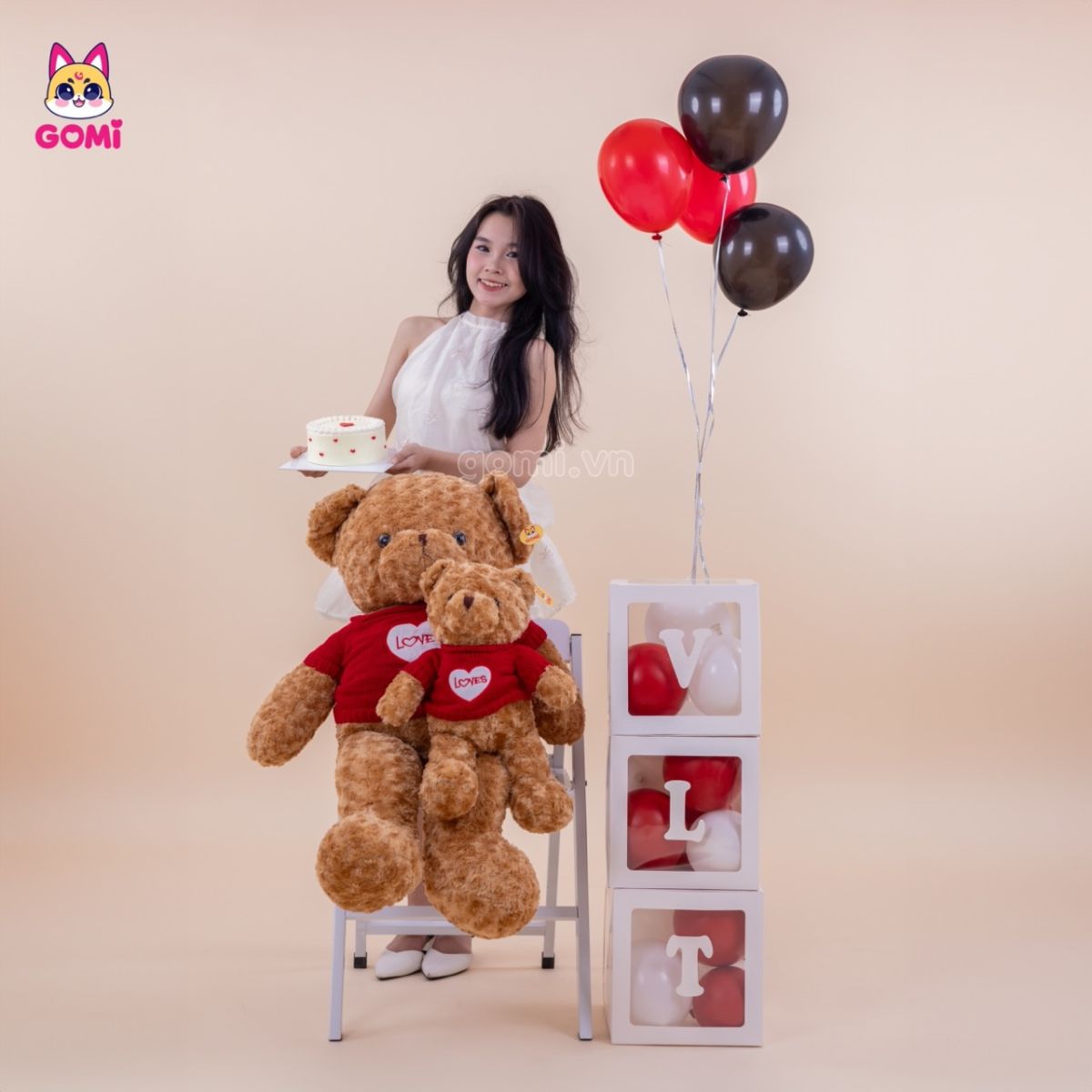 Gấu Bông Teddy Lông Xoắn Áo Len Love