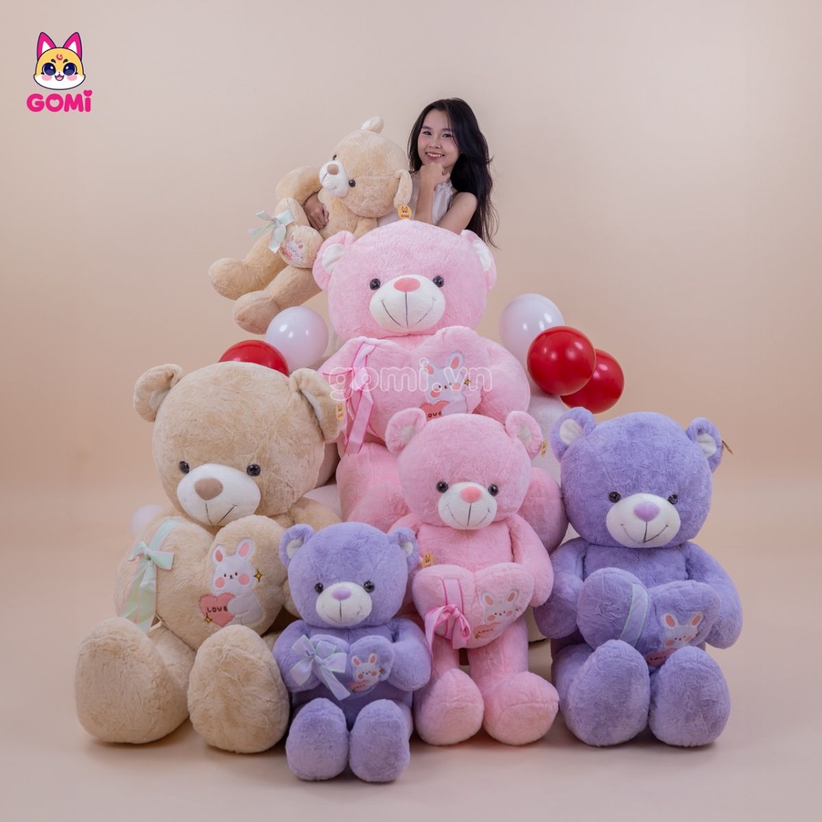 Gấu Bông Teddy Ôm Tim Thỏ