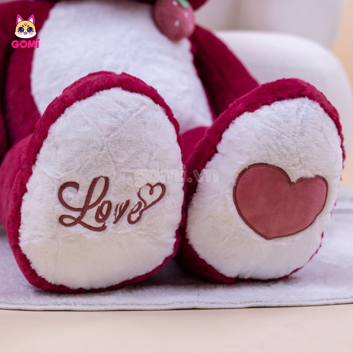 Gấu Bông Teddy Ngực Quả Dâu