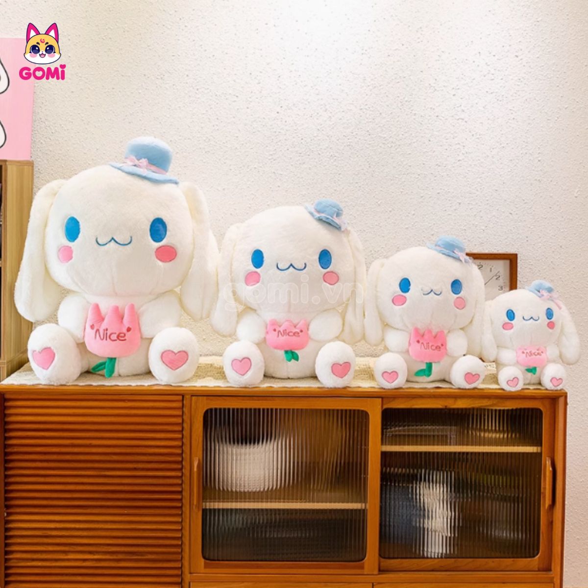 Gấu Bông Cinnamoroll Ôm Hoa Nice