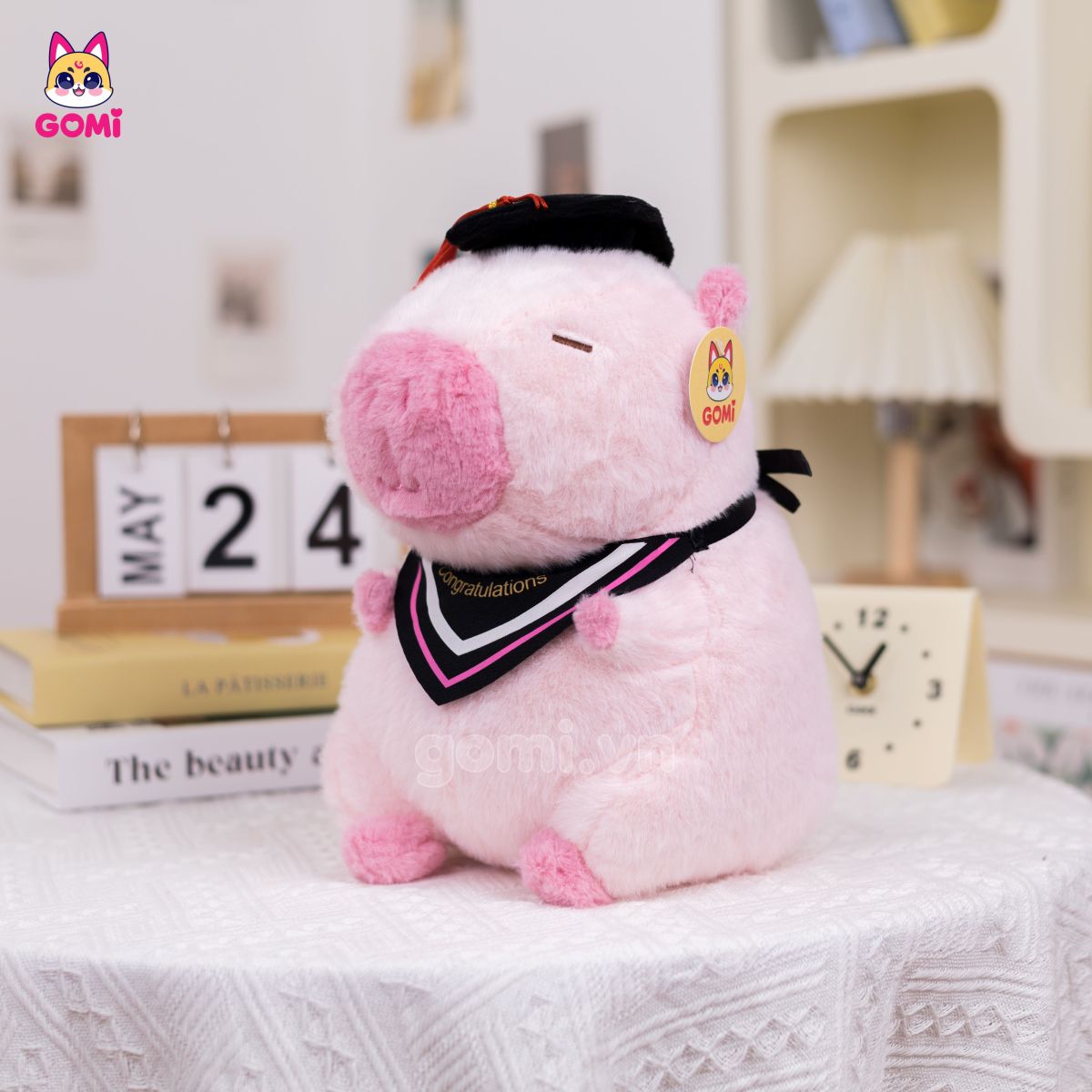 Gấu Bông Tốt Nghiệp Capybara Hồng